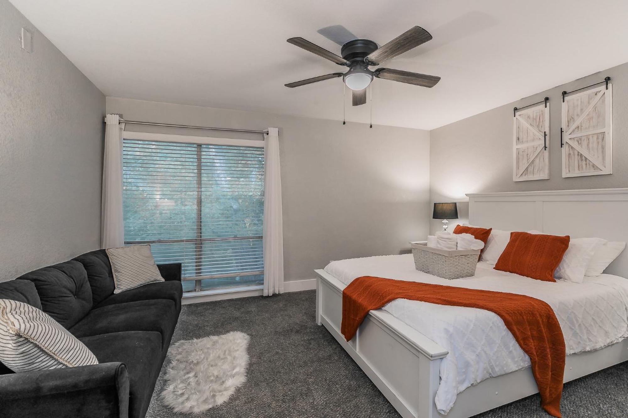 Cozy 2Br Farmhouse Apt - Sleeps 8 - Free Parking! Arlington Exterior foto